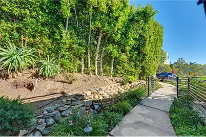 2590 Iris, Laguna Beach, CA 92651 - Photo 14