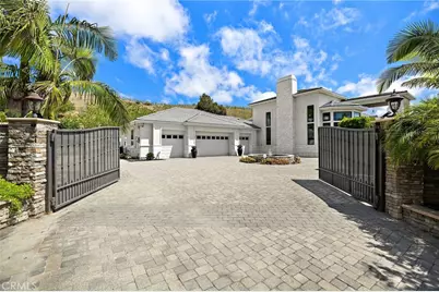 3202 Portico Del Norte, San Clemente, CA 92673 - Photo 2