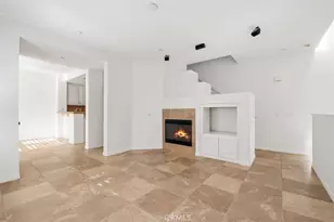 76 Dovetail, Irvine, CA 92603 - Photo 2