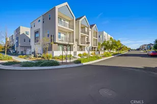 104 Restore, Irvine, CA 92618 - Photo 2