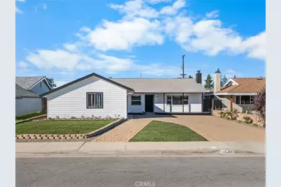 17391 Meer Circle, Huntington Beach, CA 92647 - Photo 2