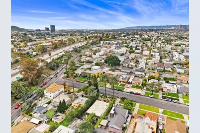 2428 S Dunsmuir, Los Angeles, CA 90016 - Photo 10