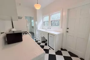 2428 S Dunsmuir, Los Angeles, CA 90016 - Photo 16