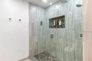 24852 Buckboard Ln, Laguna Hills, CA 92653 - Photo 20