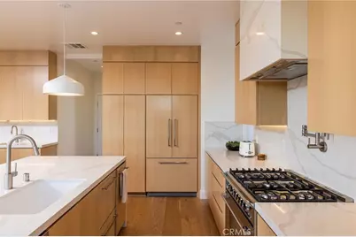 2012 Port Chelsea, Newport Beach, CA 92660 - Photo 10