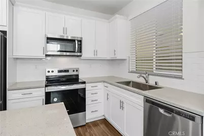 913 Helena Ridge, Lake Elsinore, CA 92530 - Photo 16
