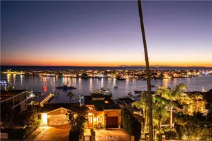 2212 Pacific Dr, Corona del Mar, CA 92625 - Photo 10