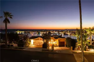 2212 Pacific Dr, Corona del Mar, CA 92625 - Photo 14