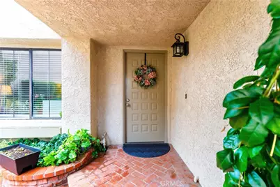 2124 Snowberry Court, Simi Valley, CA 93063 - Photo 2