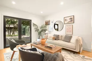 11911 Hartsook, Valley Village, CA 91607 - Photo 24