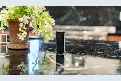 11911 Hartsook, Valley Village, CA 91607 - Photo 14