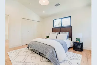 11911 Hartsook, Valley Village, CA 91607 - Photo 50