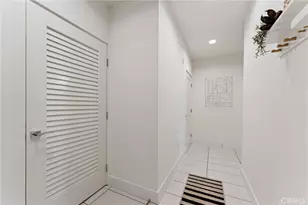 118 N Kings Rd, Los Angeles, CA 90048 - Photo 4