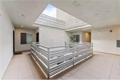 118 N Kings Rd #201, Los Angeles, CA 90048 - Photo 36