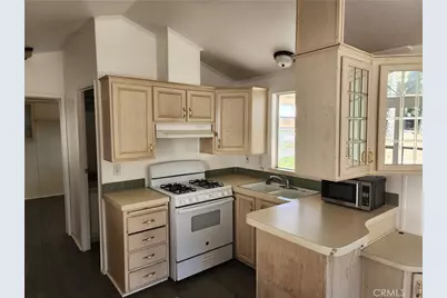 25063 Monroe Avenue, Murrieta, CA 92562 - Photo 12
