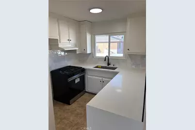 1521 E Canfield, Anaheim, CA 92805 - Photo 6