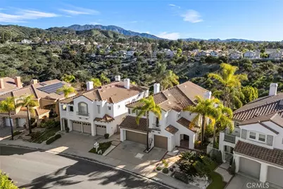 20 Flores, Lake Forest, CA 92610 - Photo 2