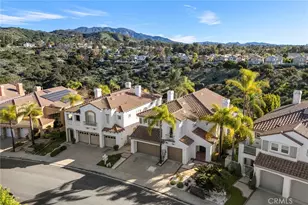 20 Flores, Lake Forest, CA 92610 - Photo 2