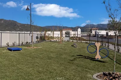 16554 Stone Pine Lane, Fontana, CA 92336 - Photo 24