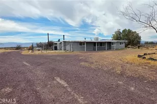 47527 Silver Valley Rd, Newberry Springs, CA 92365 - Photo 2