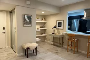 1025 N Kings Rd, West Hollywood, CA 90069 - Photo 10