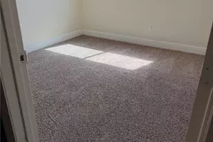 704 N Garden, Visalia, CA 93291 - Photo 6