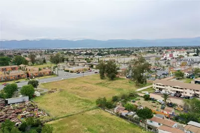 16635 Arrow Boulevard, Fontana, CA 92335 - Photo 12