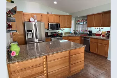 22169 Blondon Court, Wildomar, CA 92595 - Photo 18