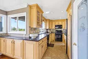 23956 Copenhagen, Mission Viejo, CA 92691 - Photo 14