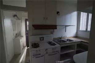 1724 Clinton St, Los Angeles, CA 90026 - Photo 14