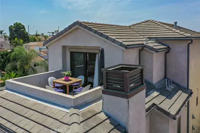 1017 Delaware Street, Huntington Beach, CA 92648 - Photo 2