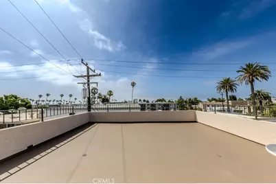 210 Grand #201, Long Beach, CA 90803 - Photo 20