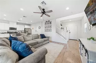 41250 Winterberry St, Murrieta, CA 92562 - Photo 4