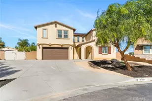 30381 Canyon Point Cir, Menifee, CA 92584 - Photo 14