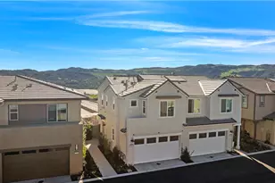 821 Cornelia Wy, Rancho Mission Viejo, CA 92694 - Photo 28