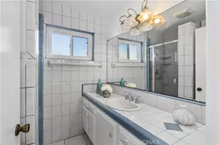 2210 E Oshkosh Cir, Anaheim, CA 92806 - Photo 14