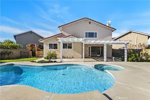 2210 E Oshkosh Cir, Anaheim, CA 92806 - Photo 22