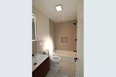 1224 3rd Avenue, Los Angeles, CA 90019 - Photo 22