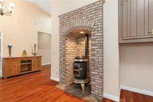 8711 Dalby Ct, Bakersfield, CA 93313 - Photo 8