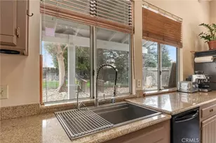 8711 Dalby Ct, Bakersfield, CA 93313 - Photo 22