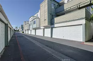 631 N Bristol, Santa Ana, CA 92703 - Photo 20