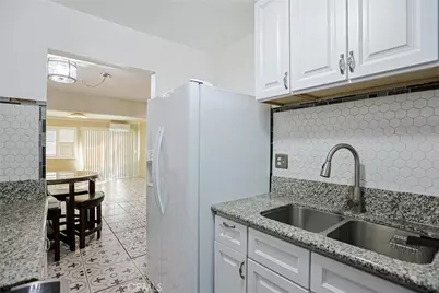 631 N Bristol #62, Santa Ana, CA 92703 - Photo 12