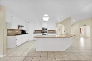 7845 Fuente Rd, Oak Hills, CA 92344 - Photo 22