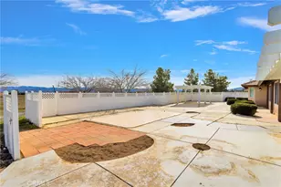 7845 Fuente Rd, Oak Hills, CA 92344 - Photo 10