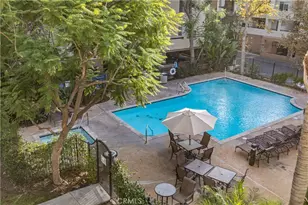 21400 Burbank Blvd, Woodland Hills, CA 91367 - Photo 22