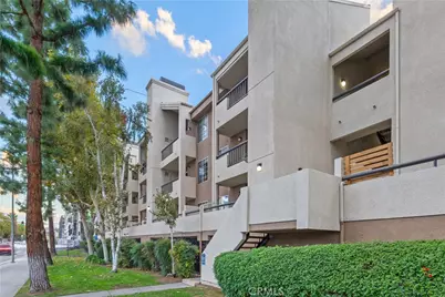 21400 Burbank Boulevard #313, Woodland Hills, CA 91367 - Photo 10