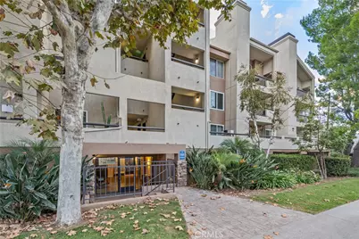 21400 Burbank Boulevard #313, Woodland Hills, CA 91367 - Photo 12