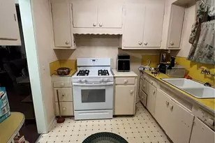 110 Alabama St, Huntington Beach, CA 92648 - Photo 12