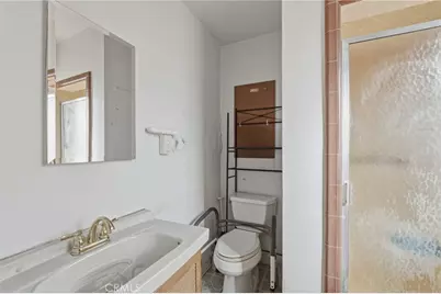 110 Alabama Street, Huntington Beach, CA 92648 - Photo 26