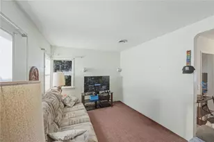 110 Alabama St, Huntington Beach, CA 92648 - Photo 4